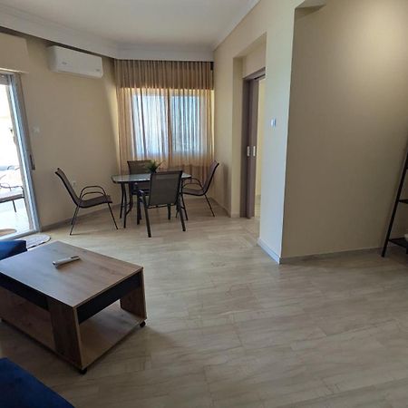 Beachfront Apartment Nea Moudania Dış mekan fotoğraf