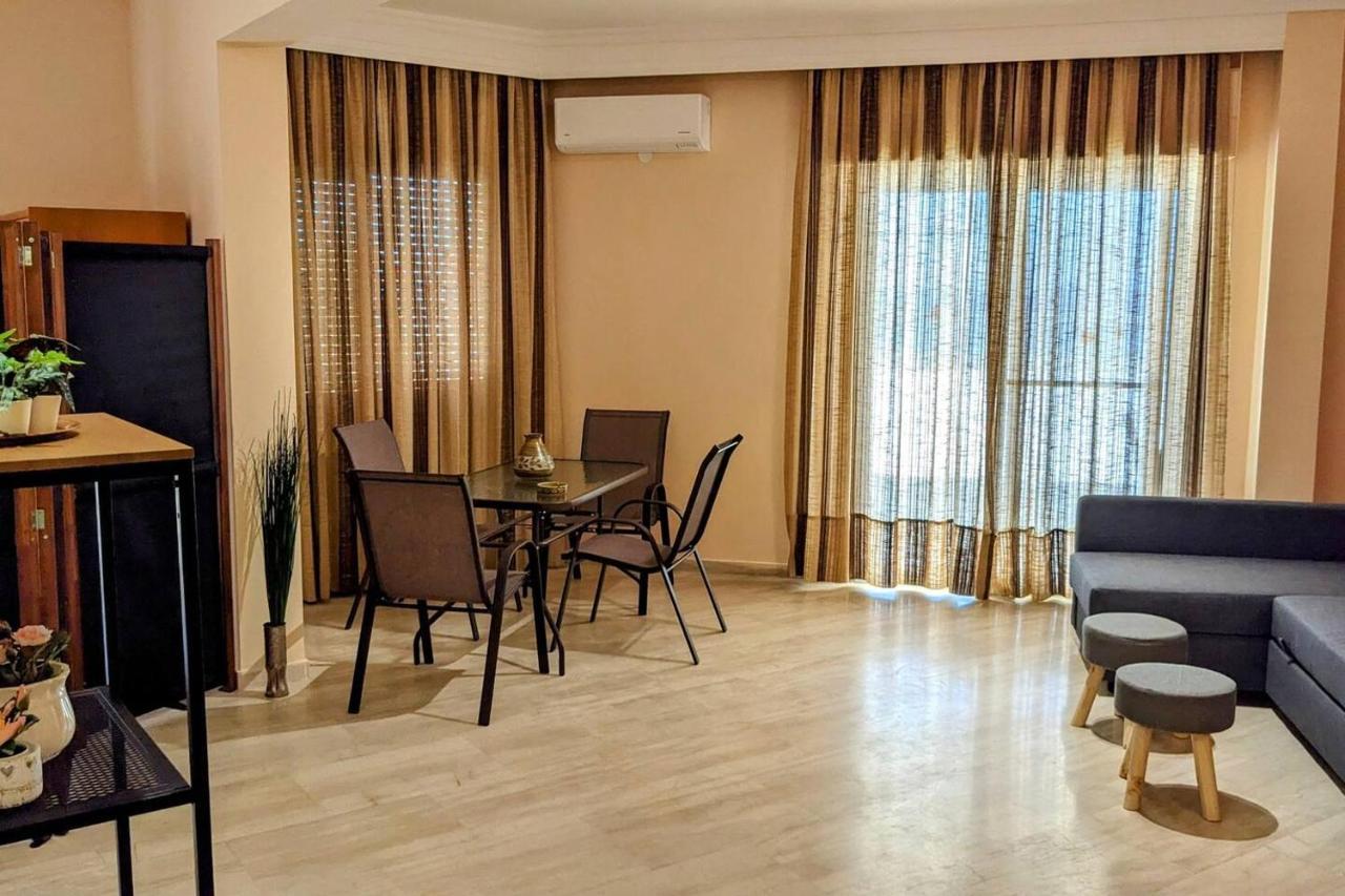 Beachfront Apartment Nea Moudania Dış mekan fotoğraf