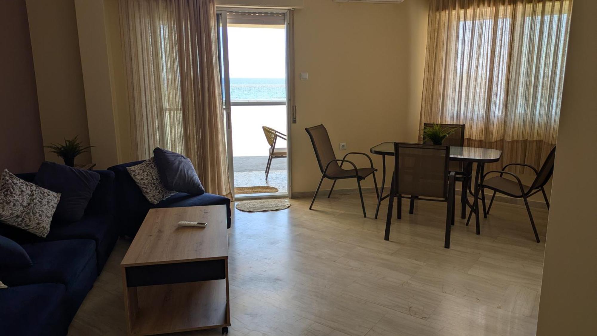 Beachfront Apartment Nea Moudania Dış mekan fotoğraf